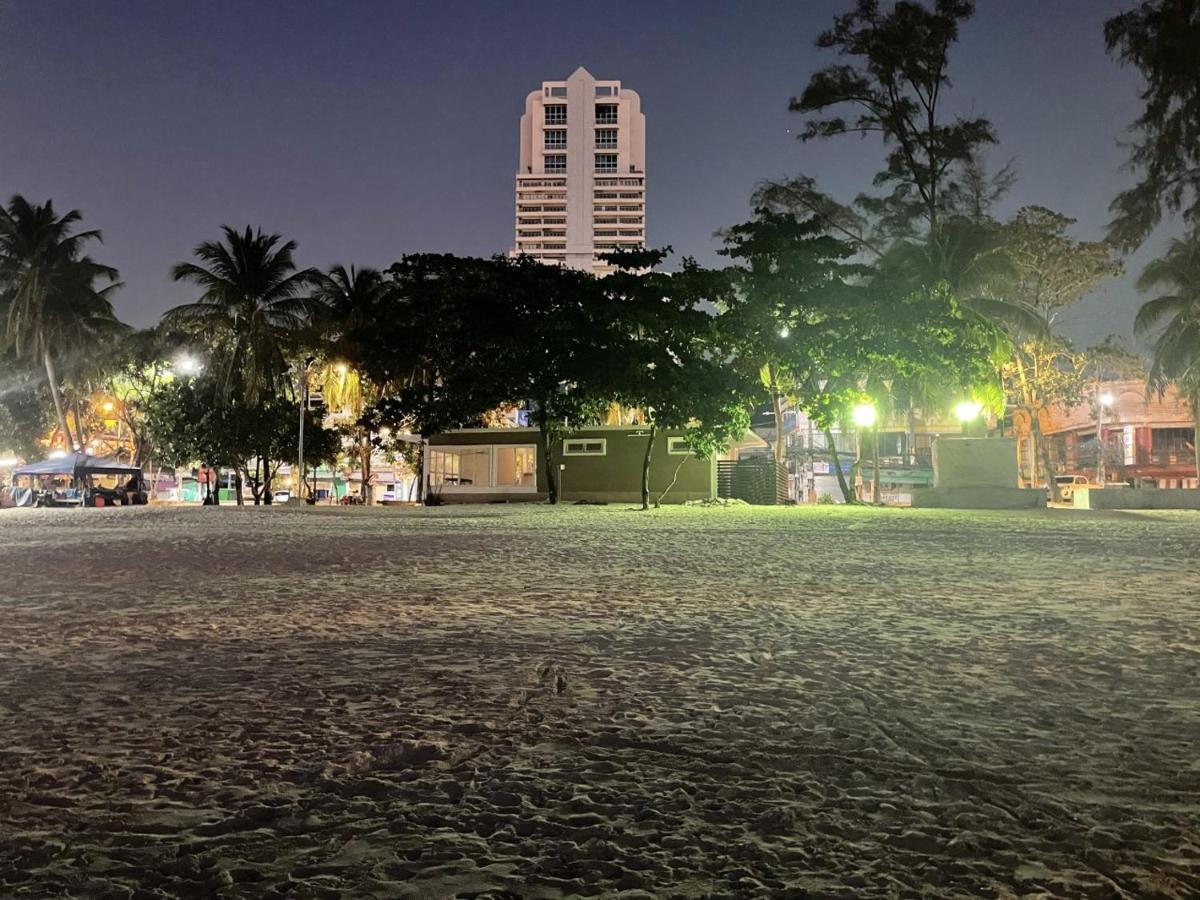 Inn Dulgence Patong Bagian luar foto
