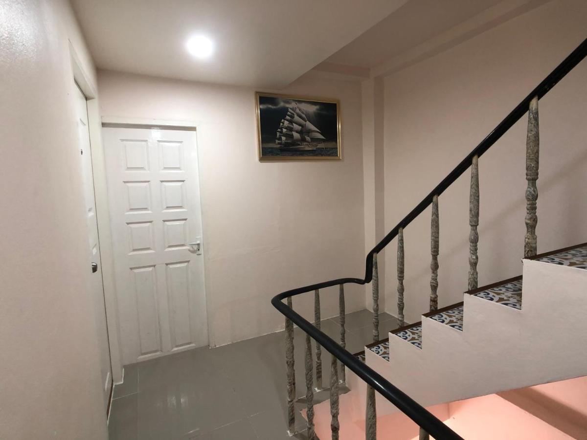 Inn Dulgence Patong Bagian luar foto