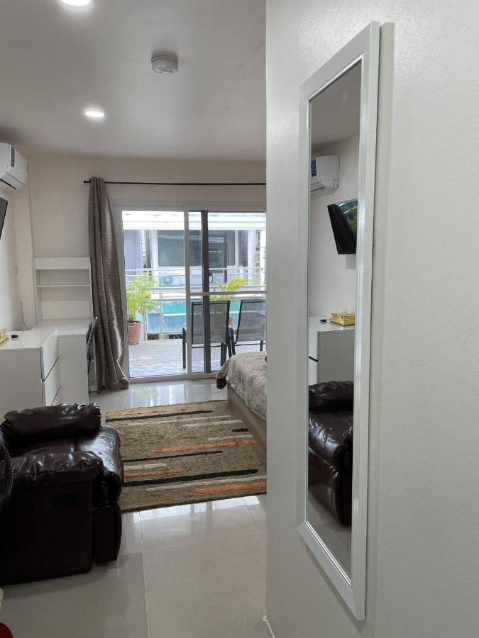 Inn Dulgence Patong Bagian luar foto