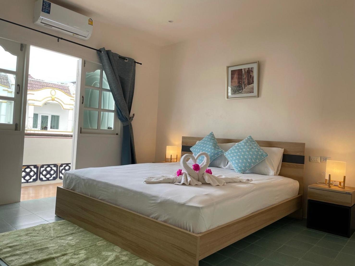Inn Dulgence Patong Bagian luar foto